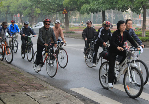 bộ môn đi xe đạp cho người cao tuổi